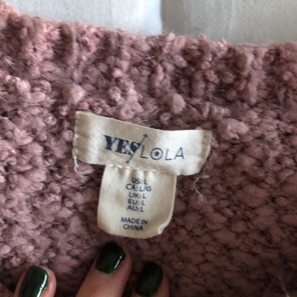 Sweater - Picture 4 of 4